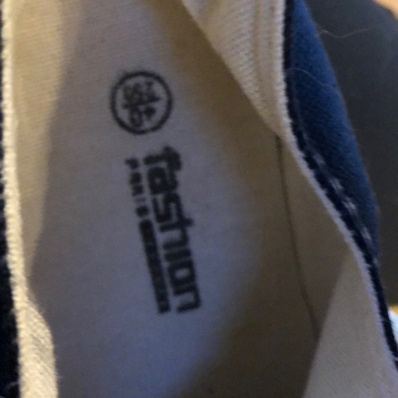 AllStar navy blue canvas sneakers - Picture 3 of 4